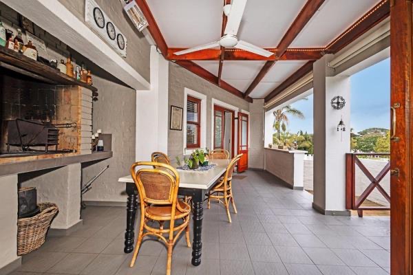 4 Bedroom Property for Sale in Zevendal Western Cape